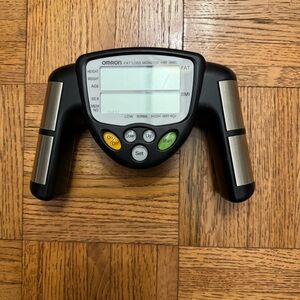 OMRON Fat Loss Monitor in Black and Silver